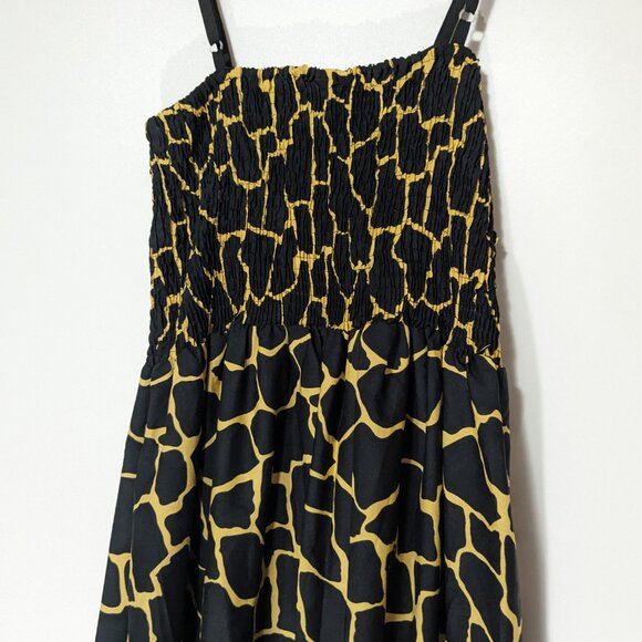 *3/$10* Rima Giraffe Print Smocked Maxi Dress Tan Black One Size - Picture 5 of 6